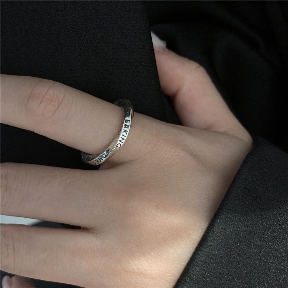 Women Accessories In English - แหวนเปิดลายกราฟฟิตี้สไตล์วินเทจ ตัวอักษรภาษาอังกฤษ ดีไซน์บิดเกลียว ปรับขนาดได้ สำหรับผู้หญิง เครื่องประดับสำหรับงานปาร์ตี้