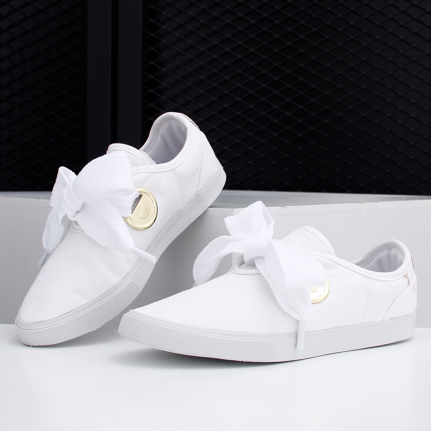 อาดิดาสของแท้ SLEEK LO W รองเท - Women'S Accessories Adidas บทวิจารณ์และราคา