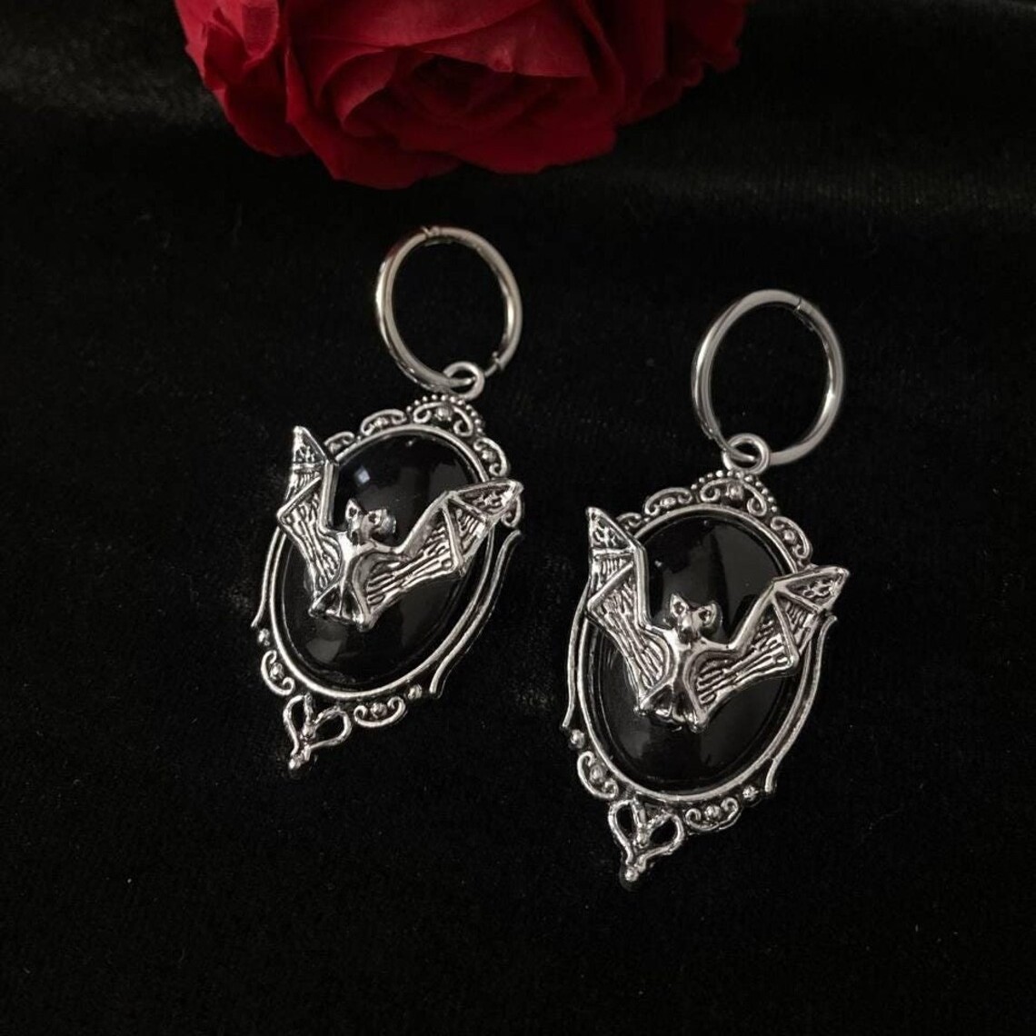 ต่างหูรูปค้างคาวแวมไพร์, เครื่ - Women'S Victorian Accessories บทวิจารณ์และราคา